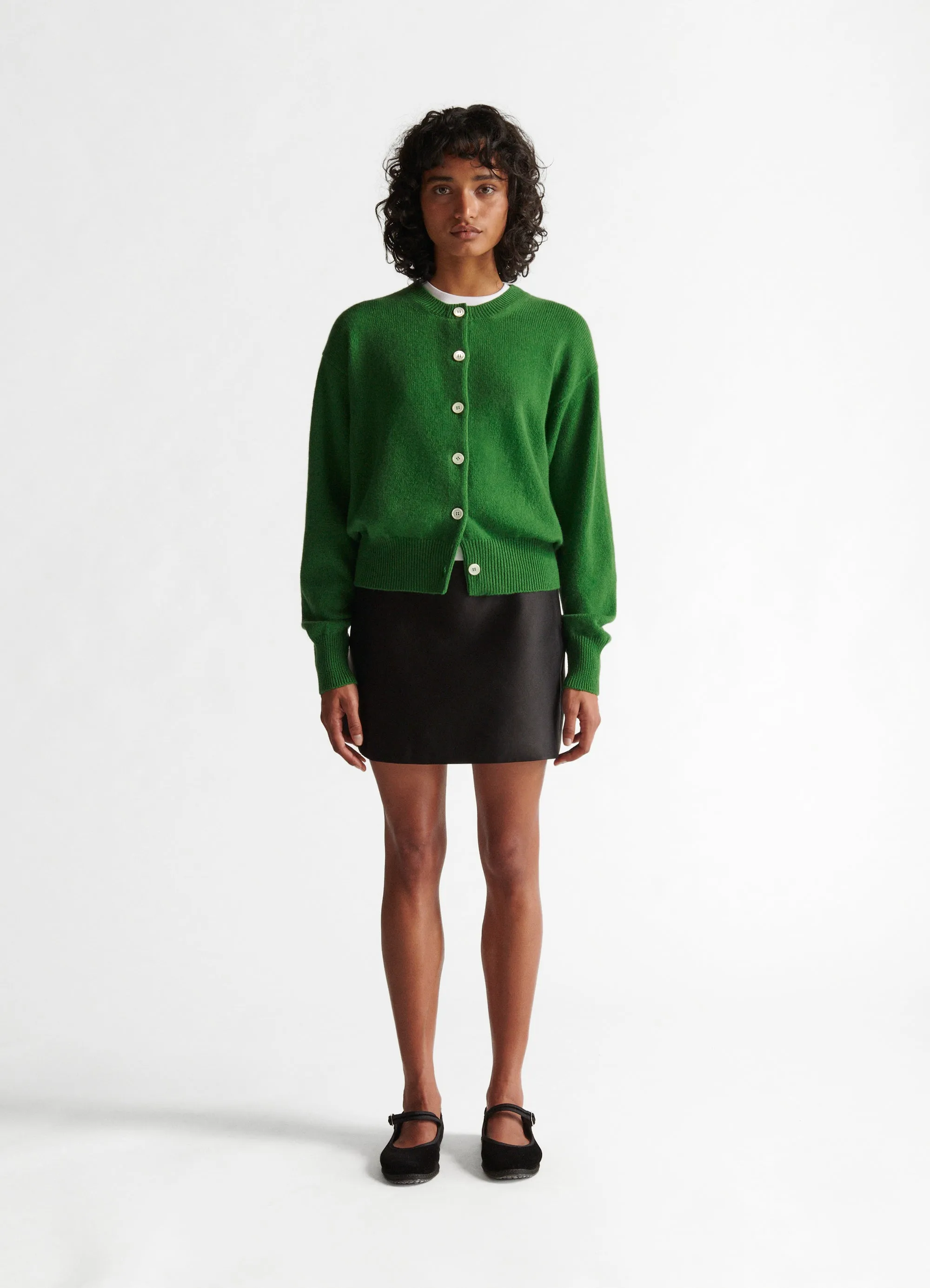 Ada Crewneck Cardigan in Green