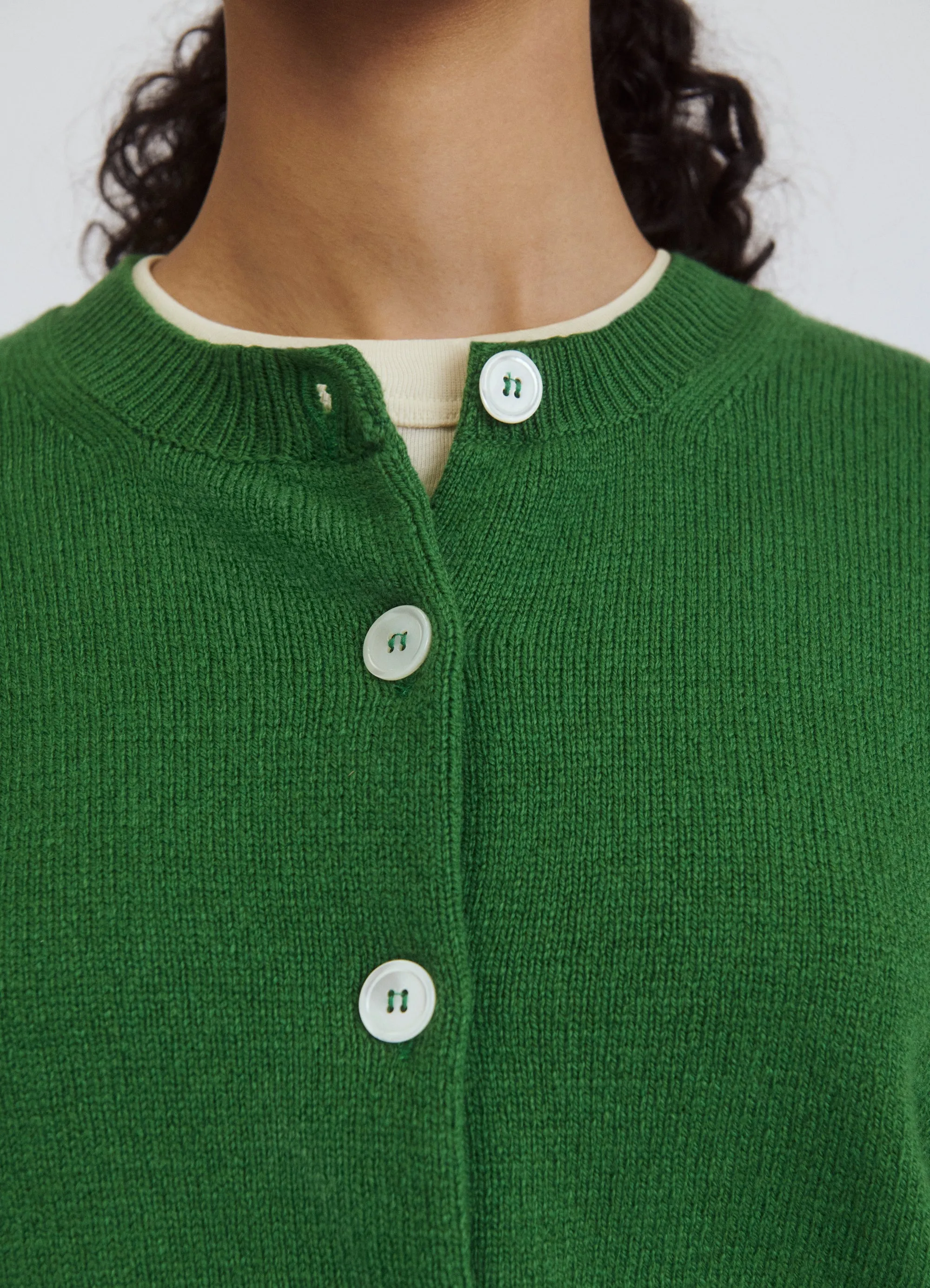 Ada Crewneck Cardigan in Green