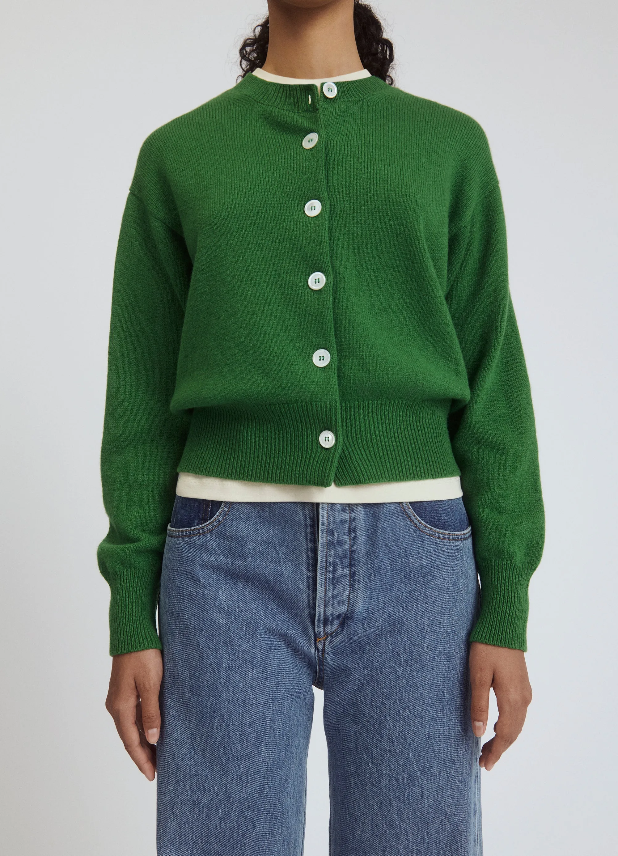 Ada Crewneck Cardigan in Green