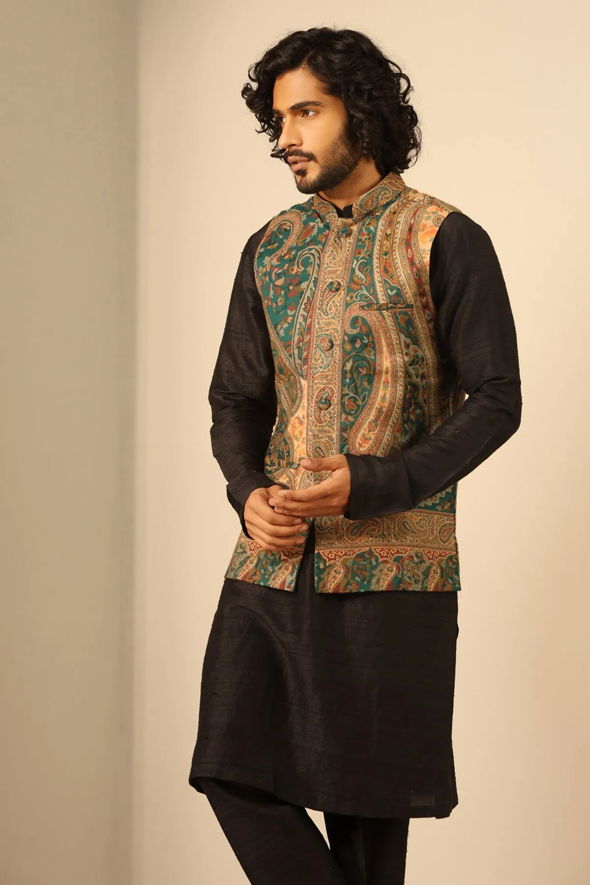 Amav Fine Wool Silk Waist Coat