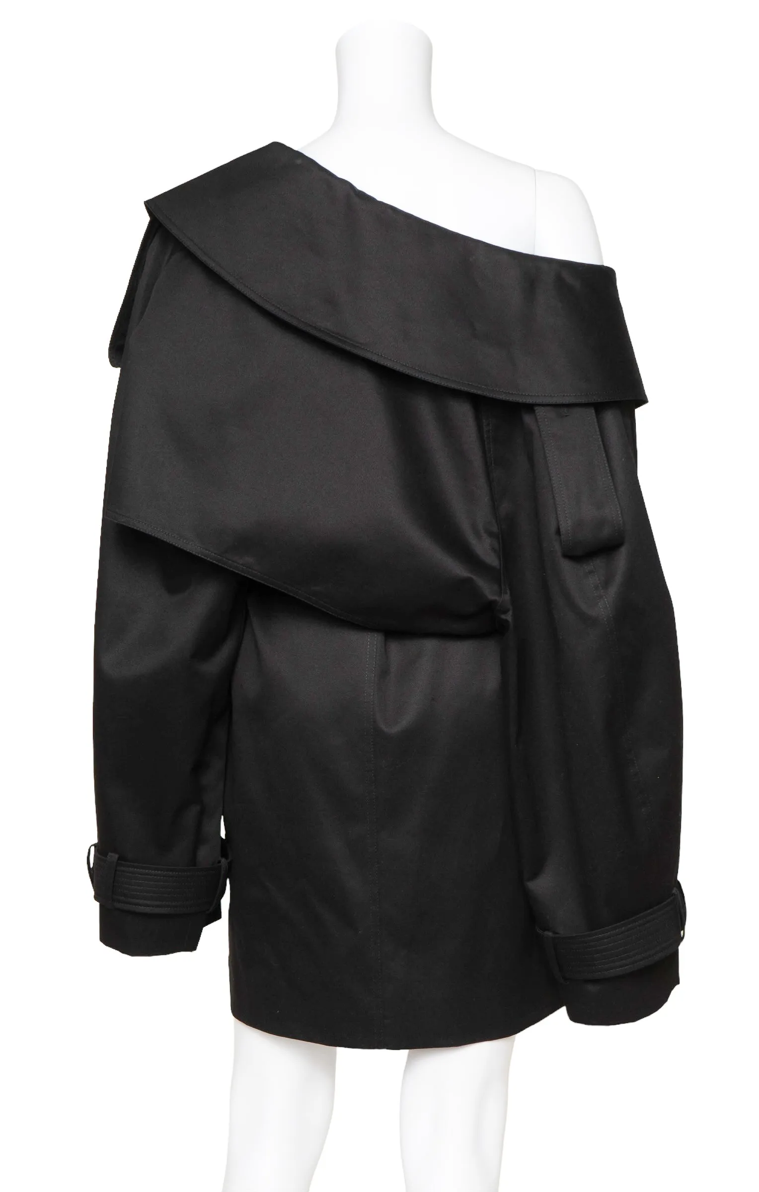 BALENCIAGA Coat Size: FR 36 / Comparable to OSFM