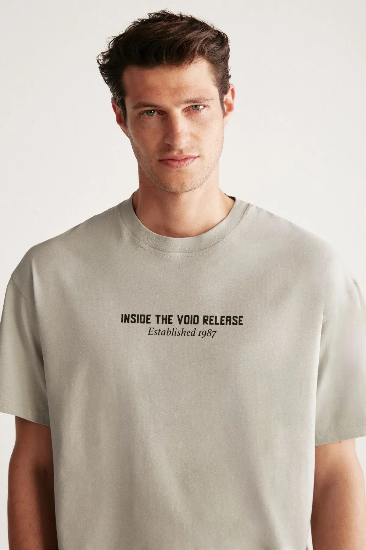 Bastian Men's Oversize Fit 100 %Cotton Thick textured printed gray t-shirt