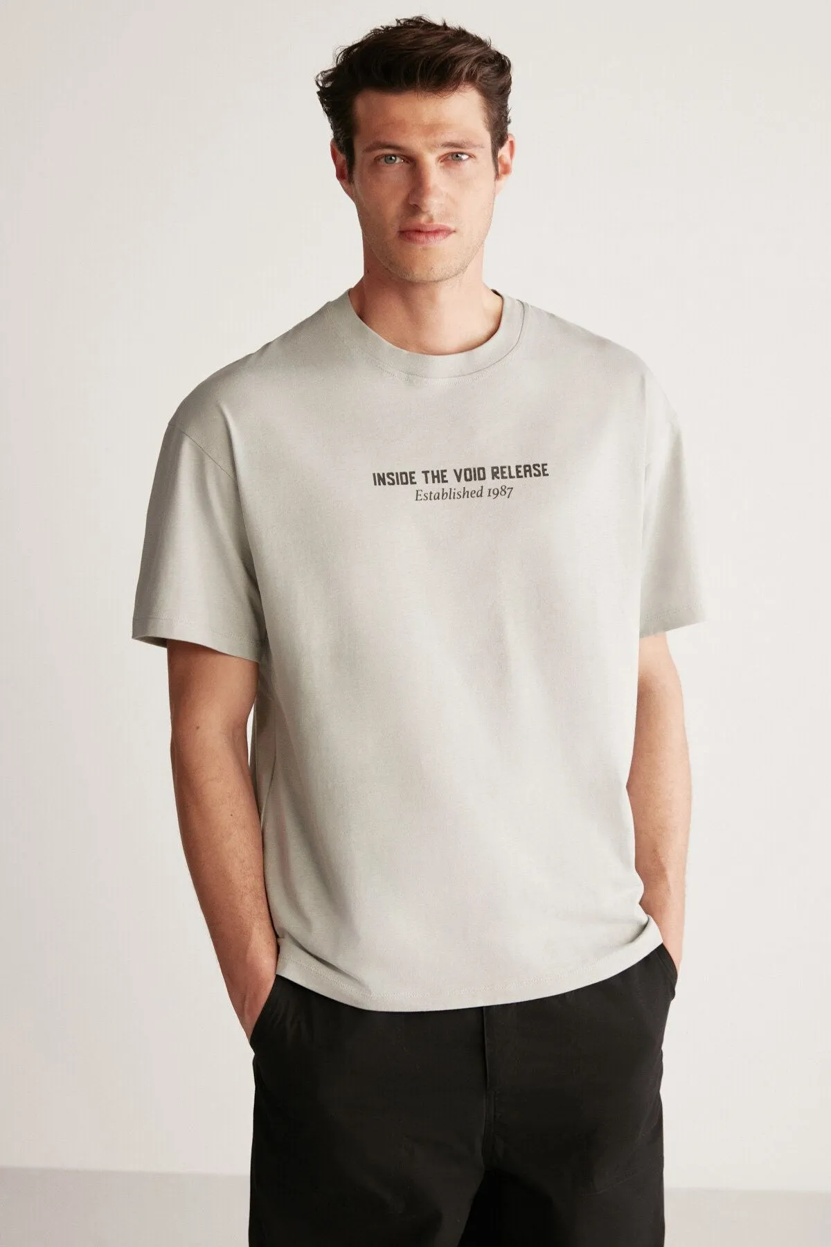 Bastian Men's Oversize Fit 100 %Cotton Thick textured printed gray t-shirt