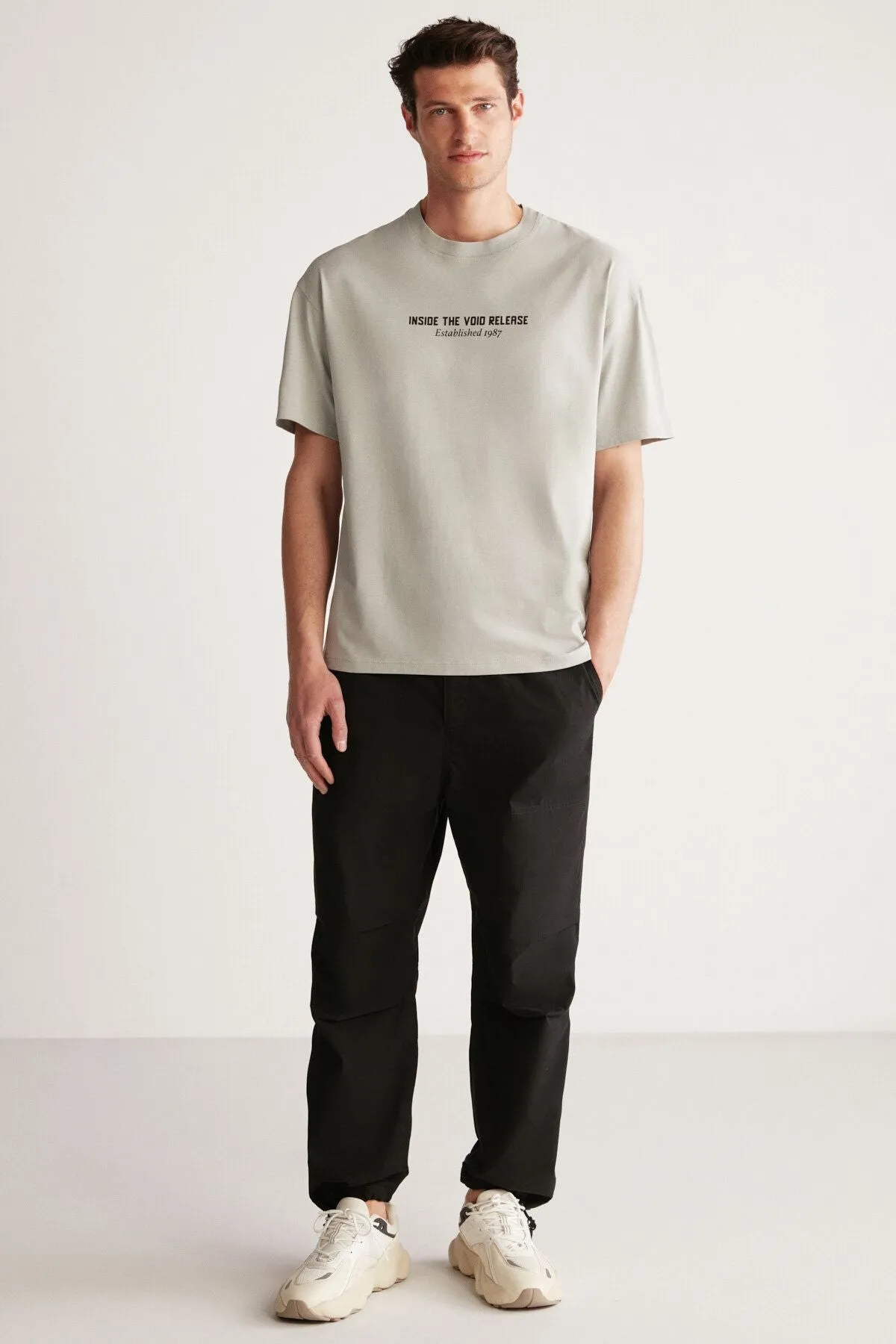 Bastian Men's Oversize Fit 100 %Cotton Thick textured printed gray t-shirt