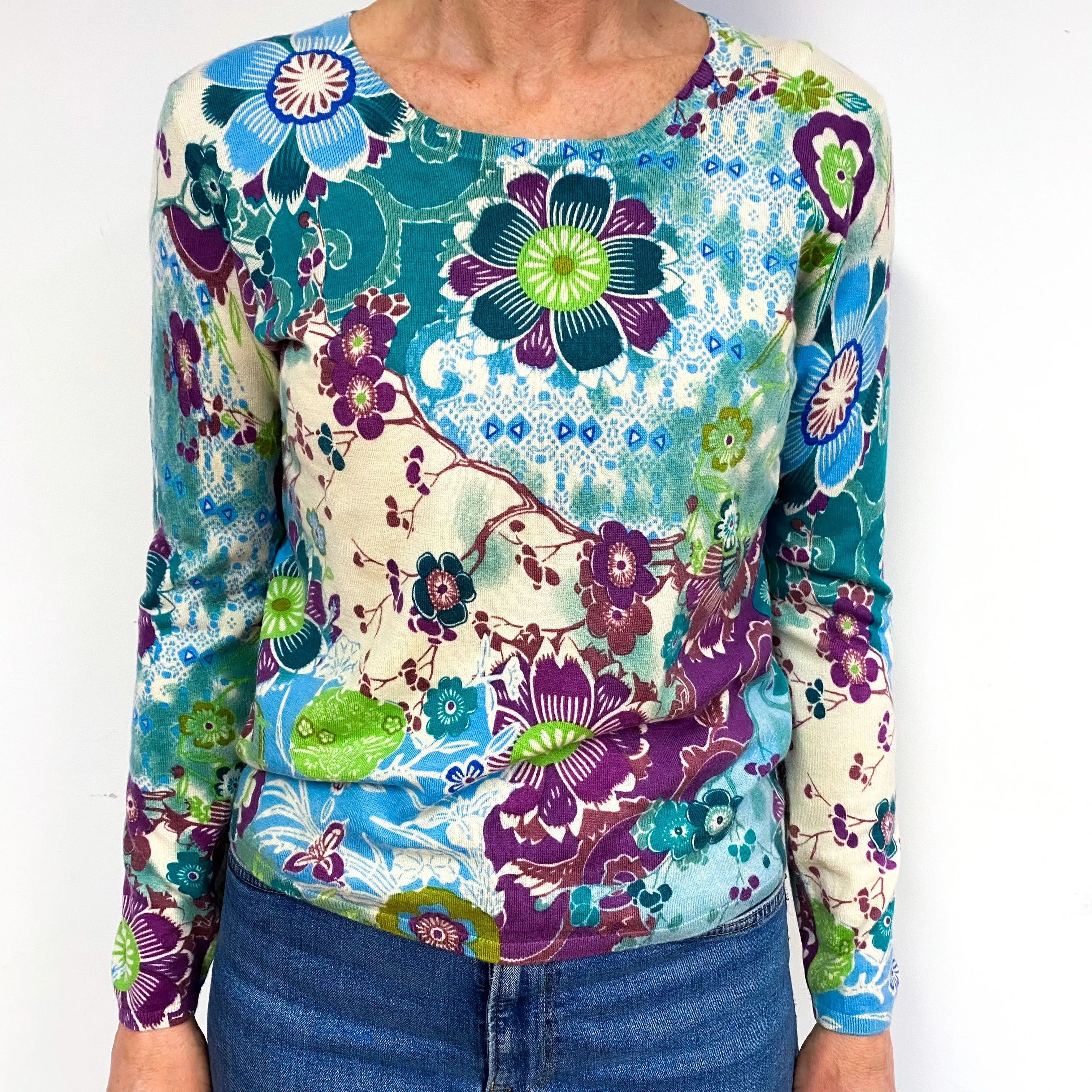 Cream And Green Patterned Cashmere Crew Neck Jumper Medium