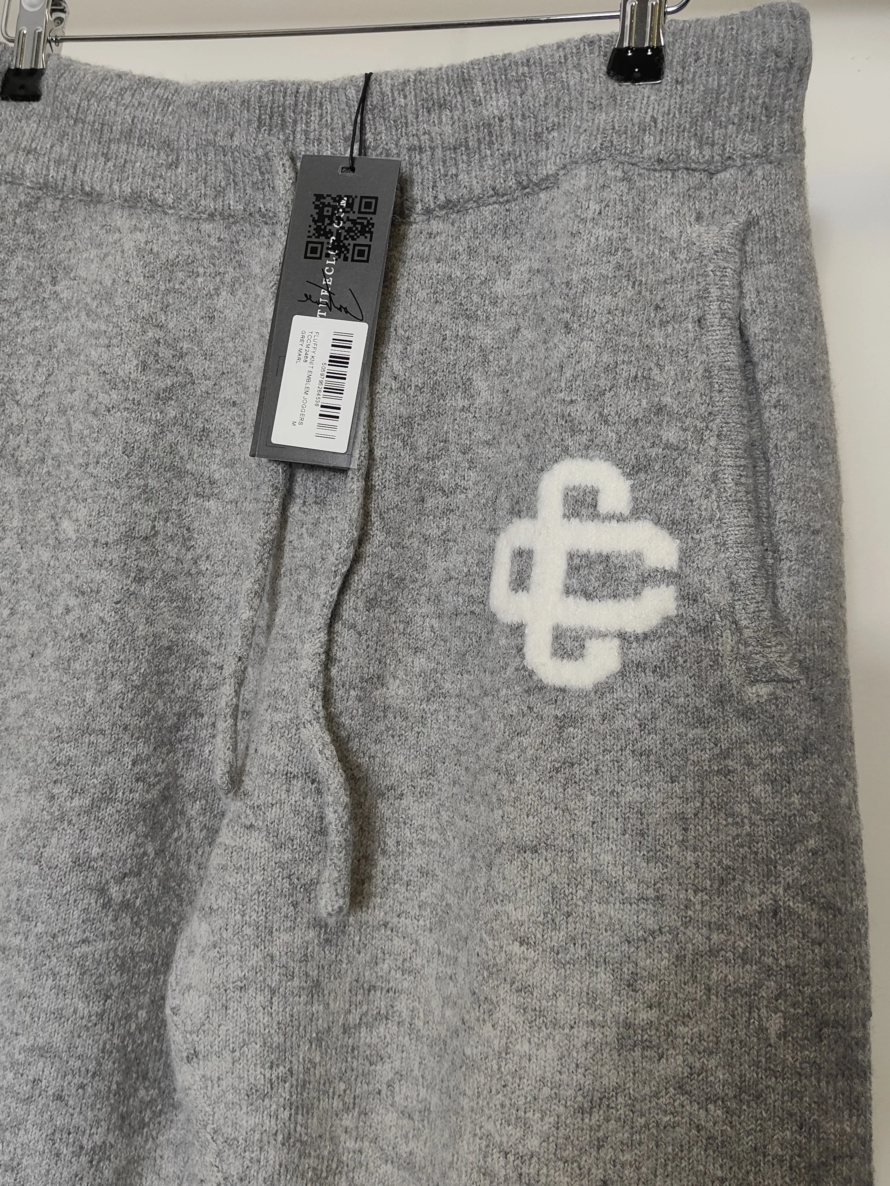 Fluffy Knit Emblem Crew Tracksuit Set Sweatshirt and Joggers