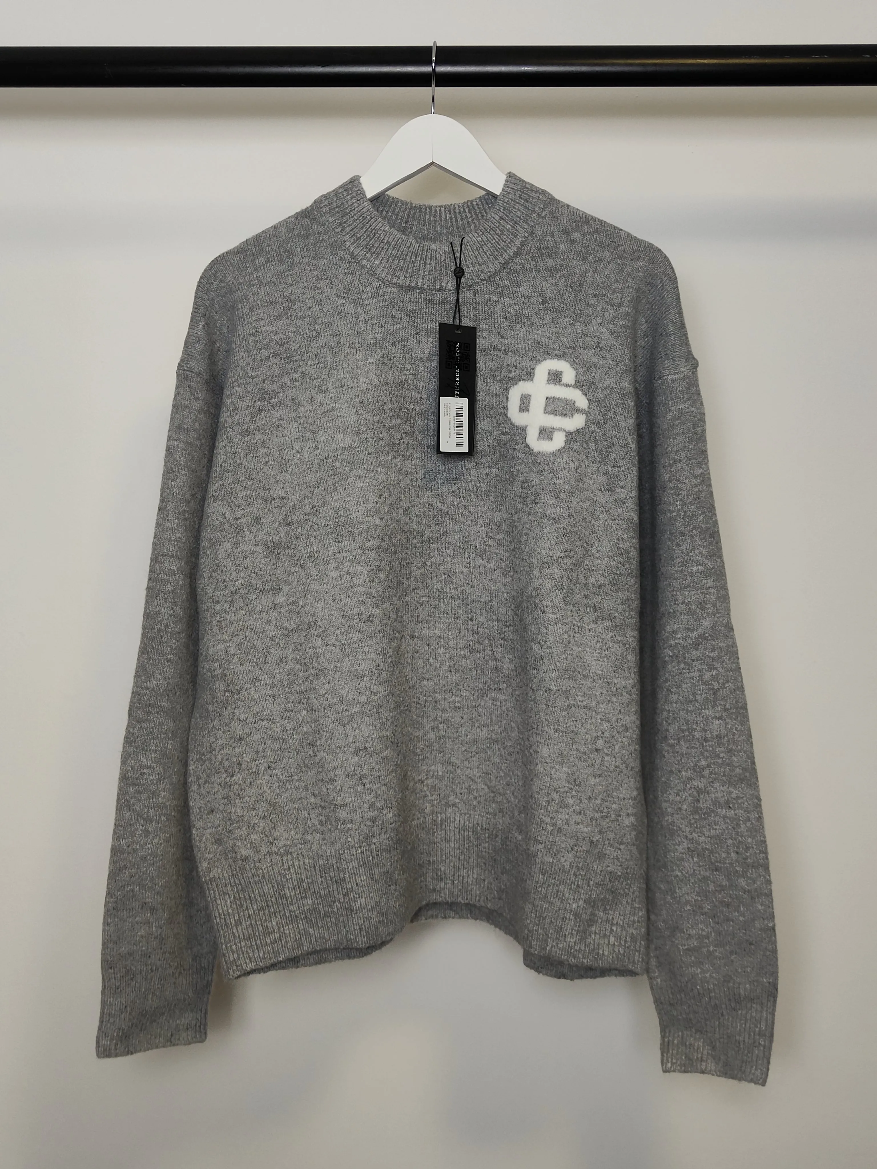Fluffy Knit Emblem Crew Tracksuit Set Sweatshirt and Joggers