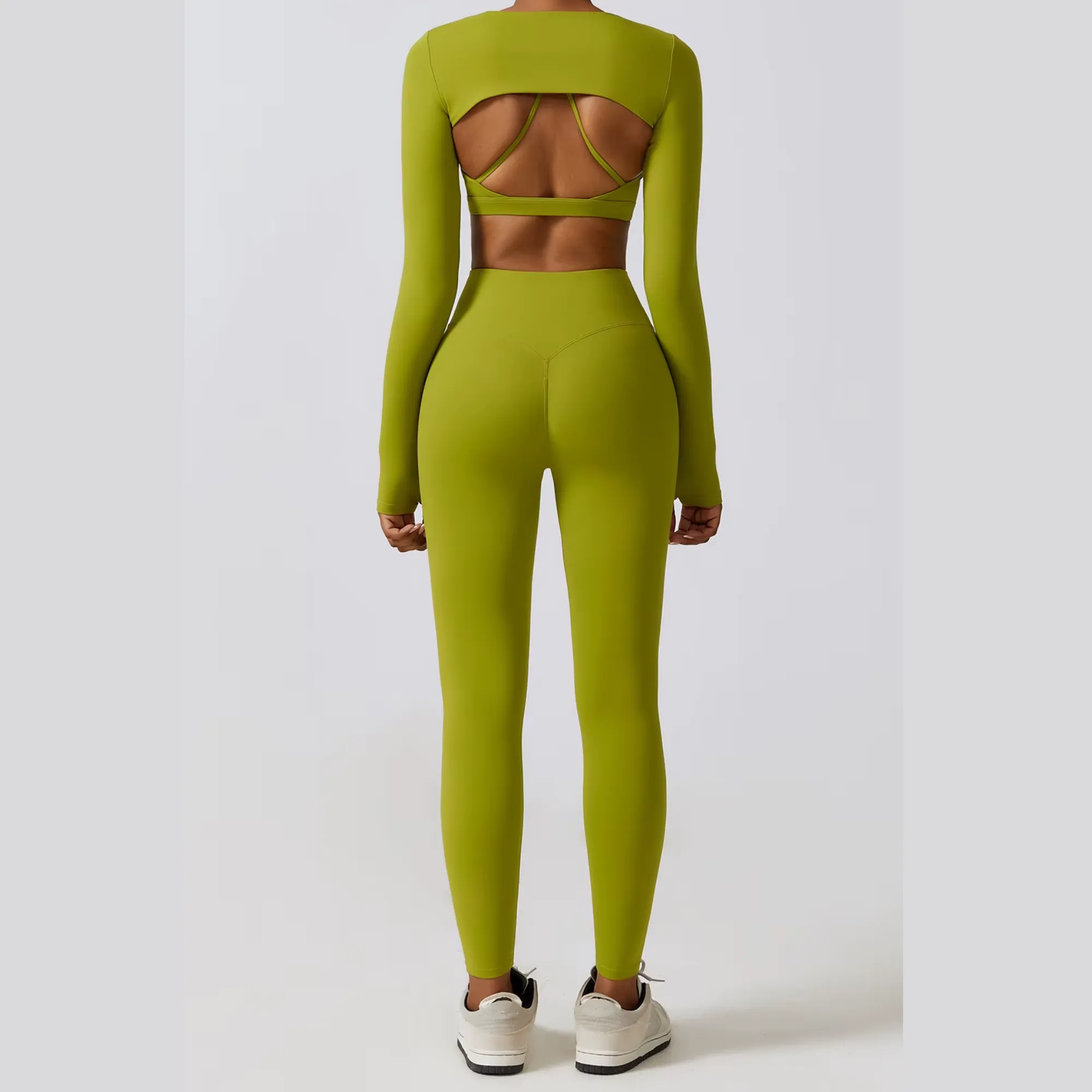 Kyveli - 3 Piece Long Sleeve Activewear Set