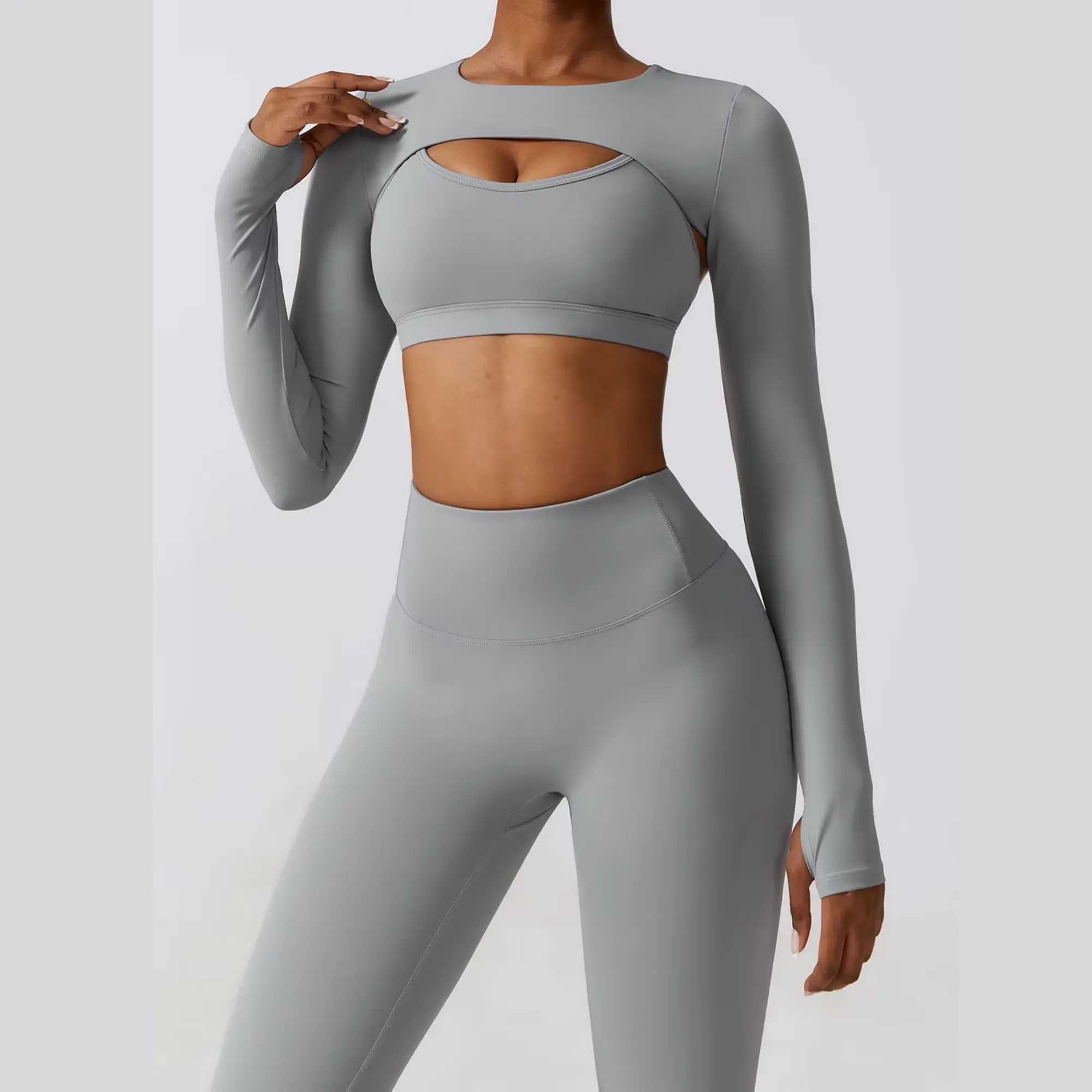 Kyveli - 3 Piece Long Sleeve Activewear Set