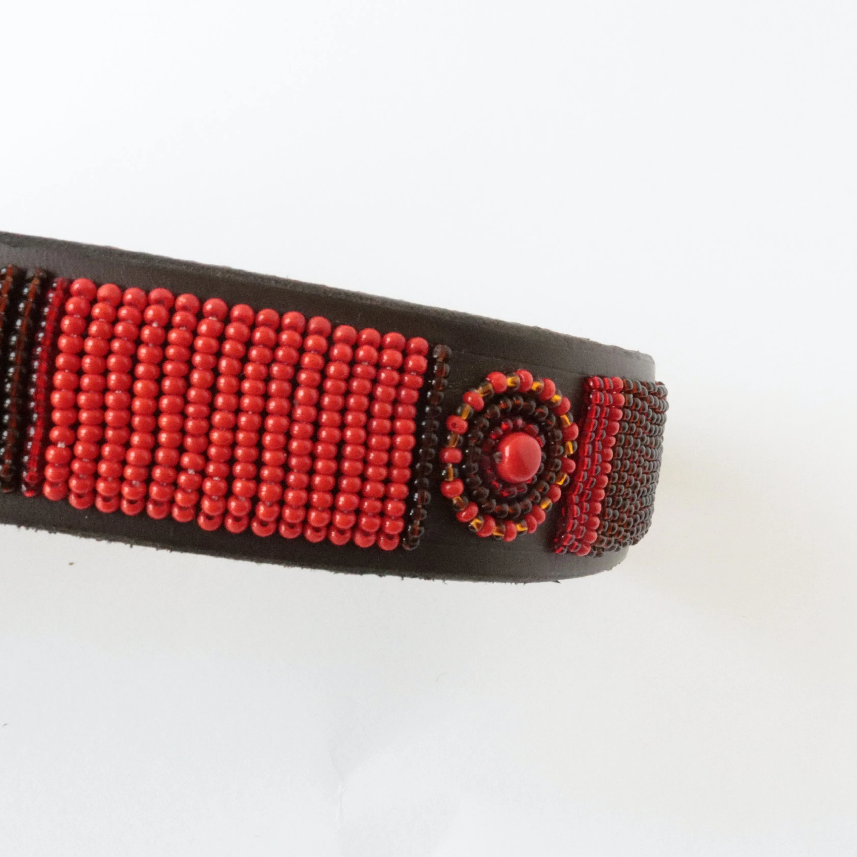 Nata'Chien - Beaded Dog Collar