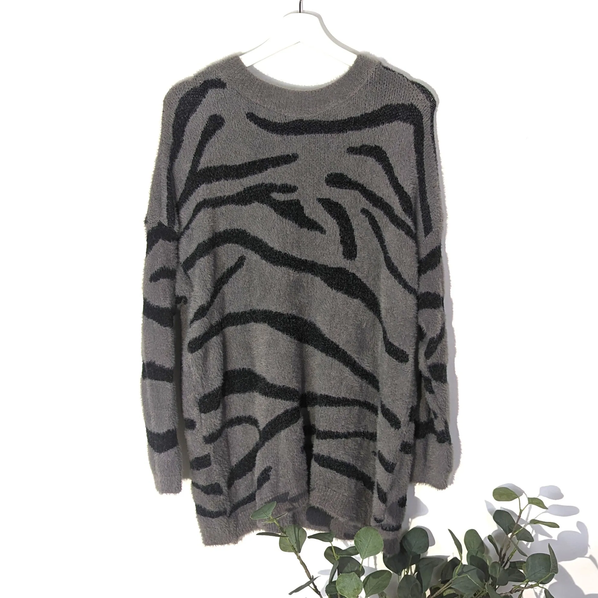 Nylon wool mix animal stripe jumper