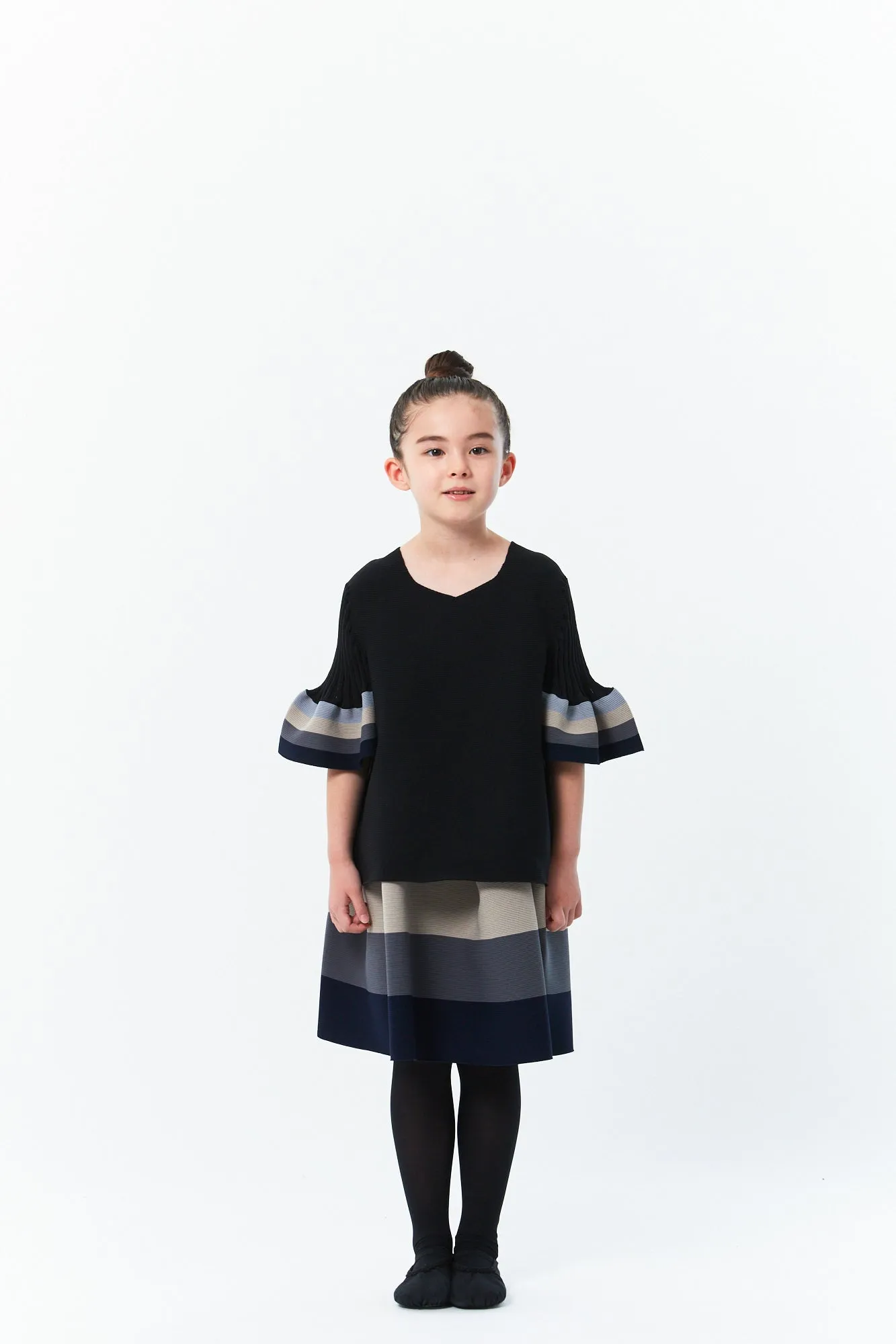 POTTERY KID SKIRT 1