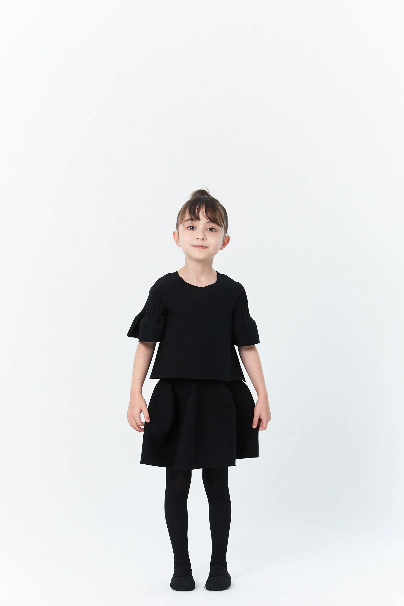 POTTERY KID SKIRT 1