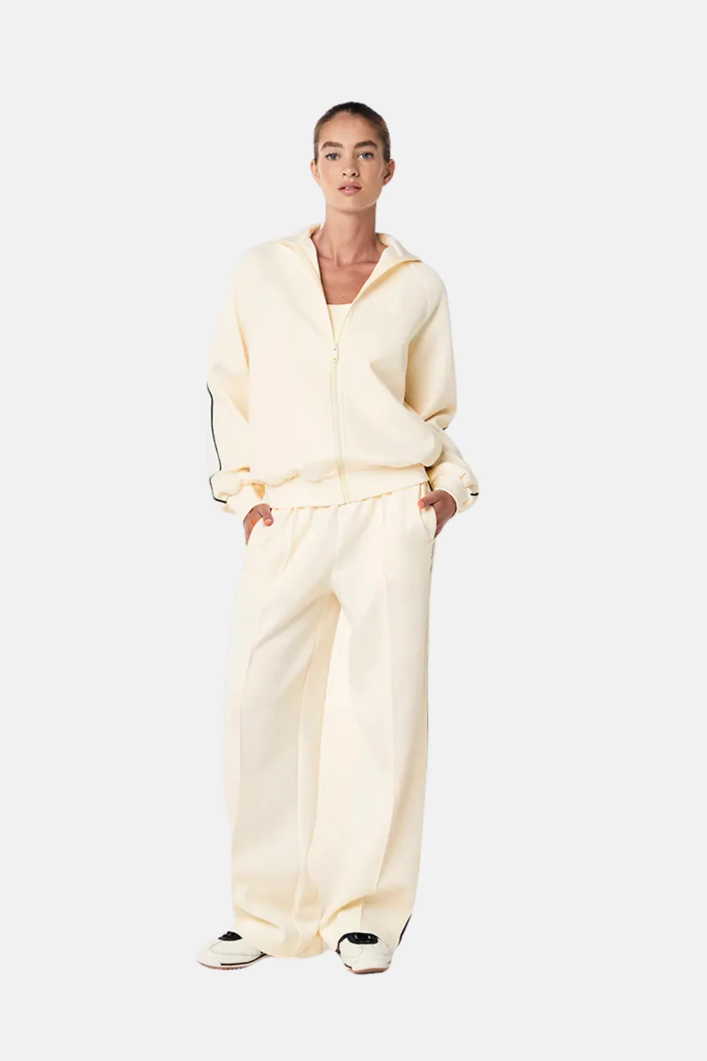 Prelude Trackpant | Whisper White